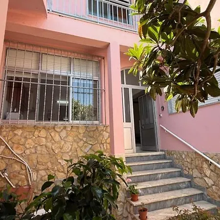 Casa Rosa 아파트